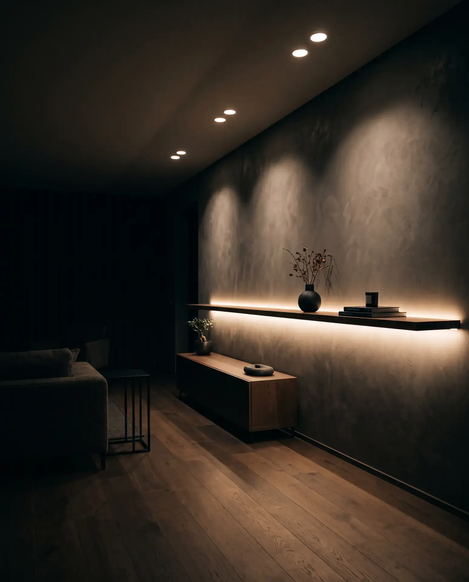 Salón de una reforma integral con iluminación indirecta en un piso de Elche